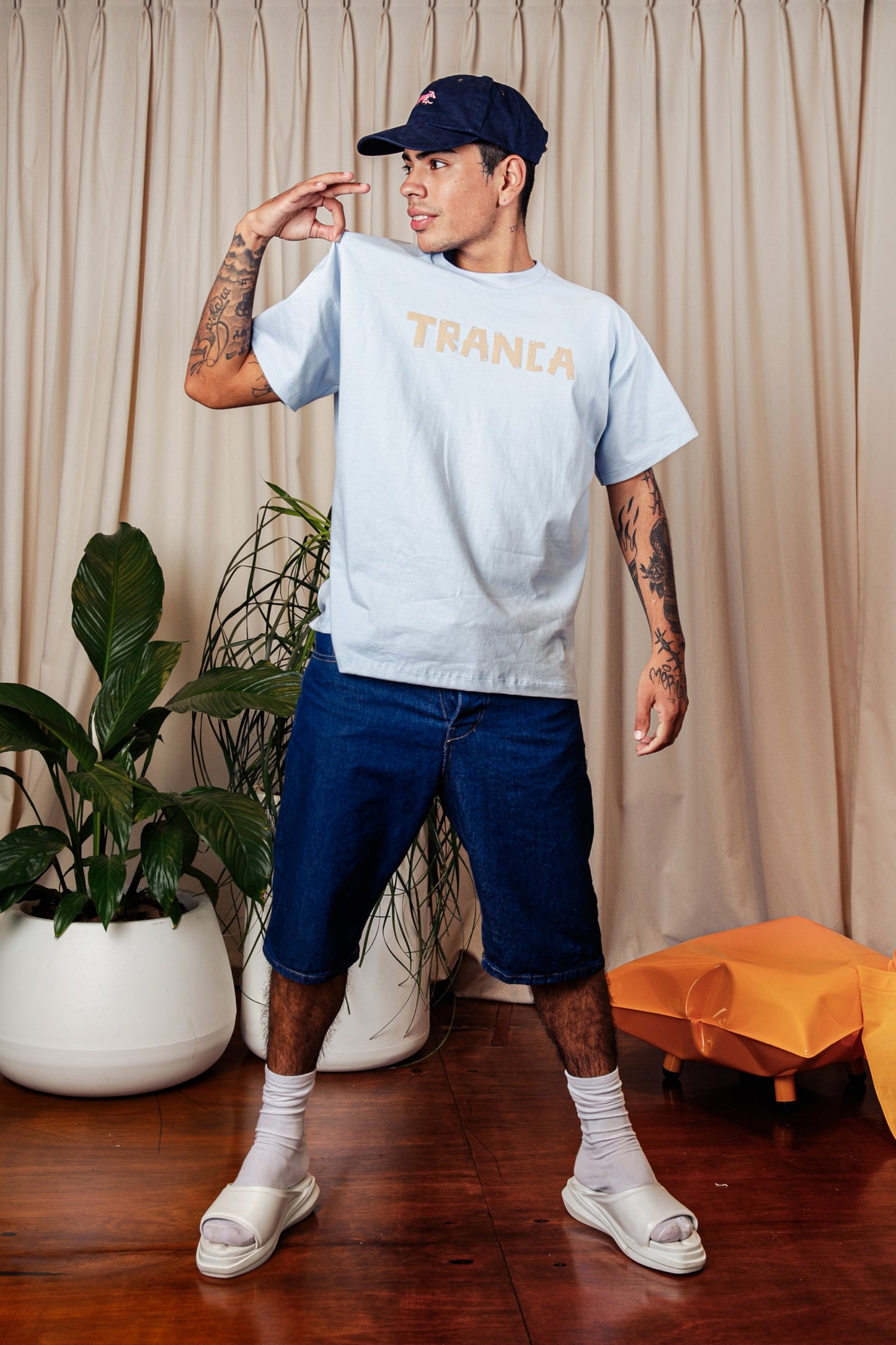 Remera Tranca Tape
